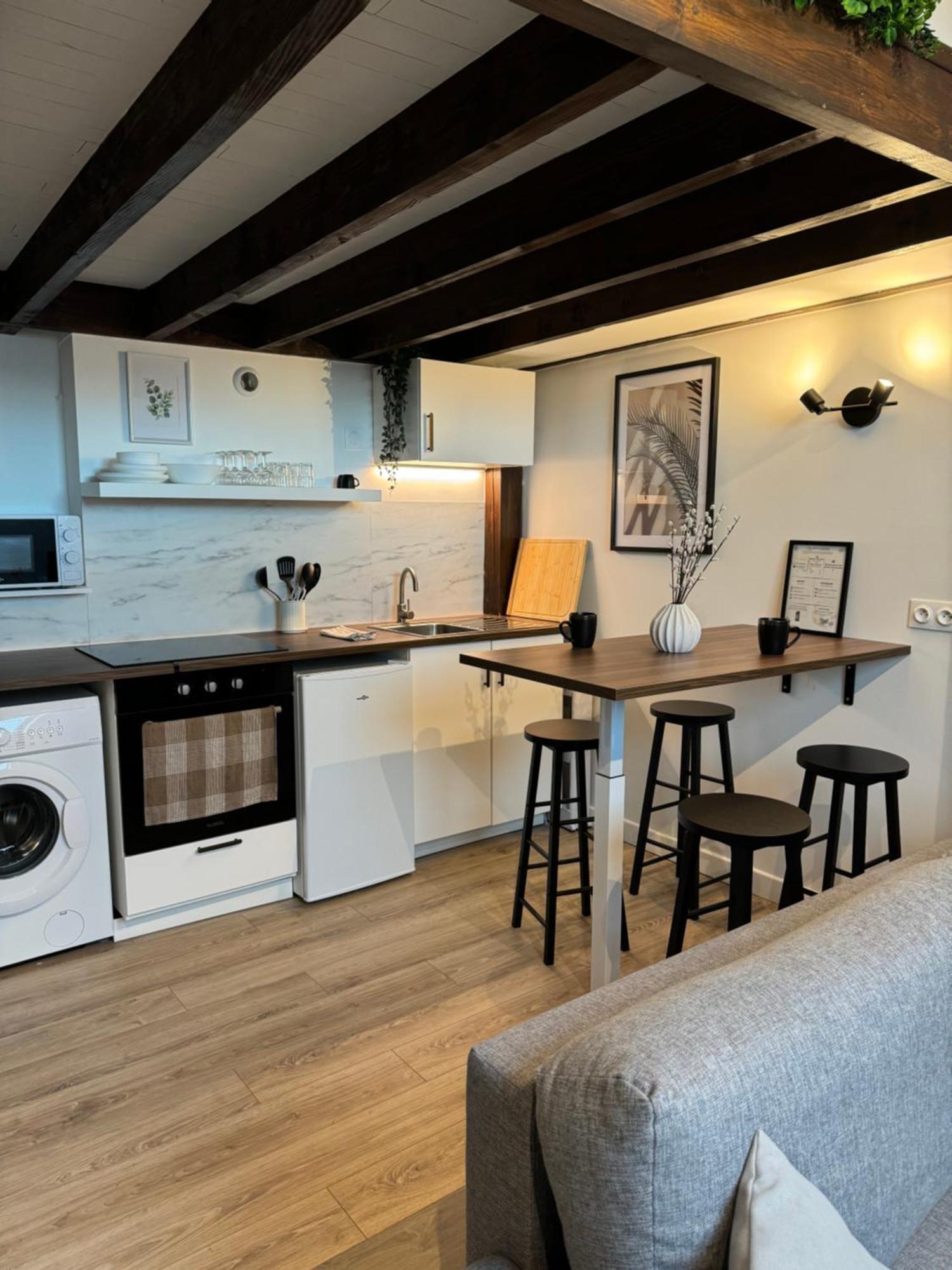 Apartmán Le Petit Jardin, Proche Gare, Hyper Centre Cambrai Exteriér fotografie